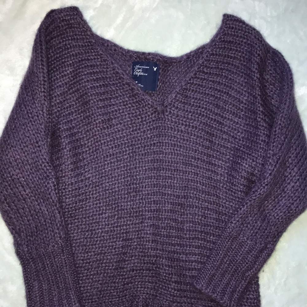 American Eagle sweater